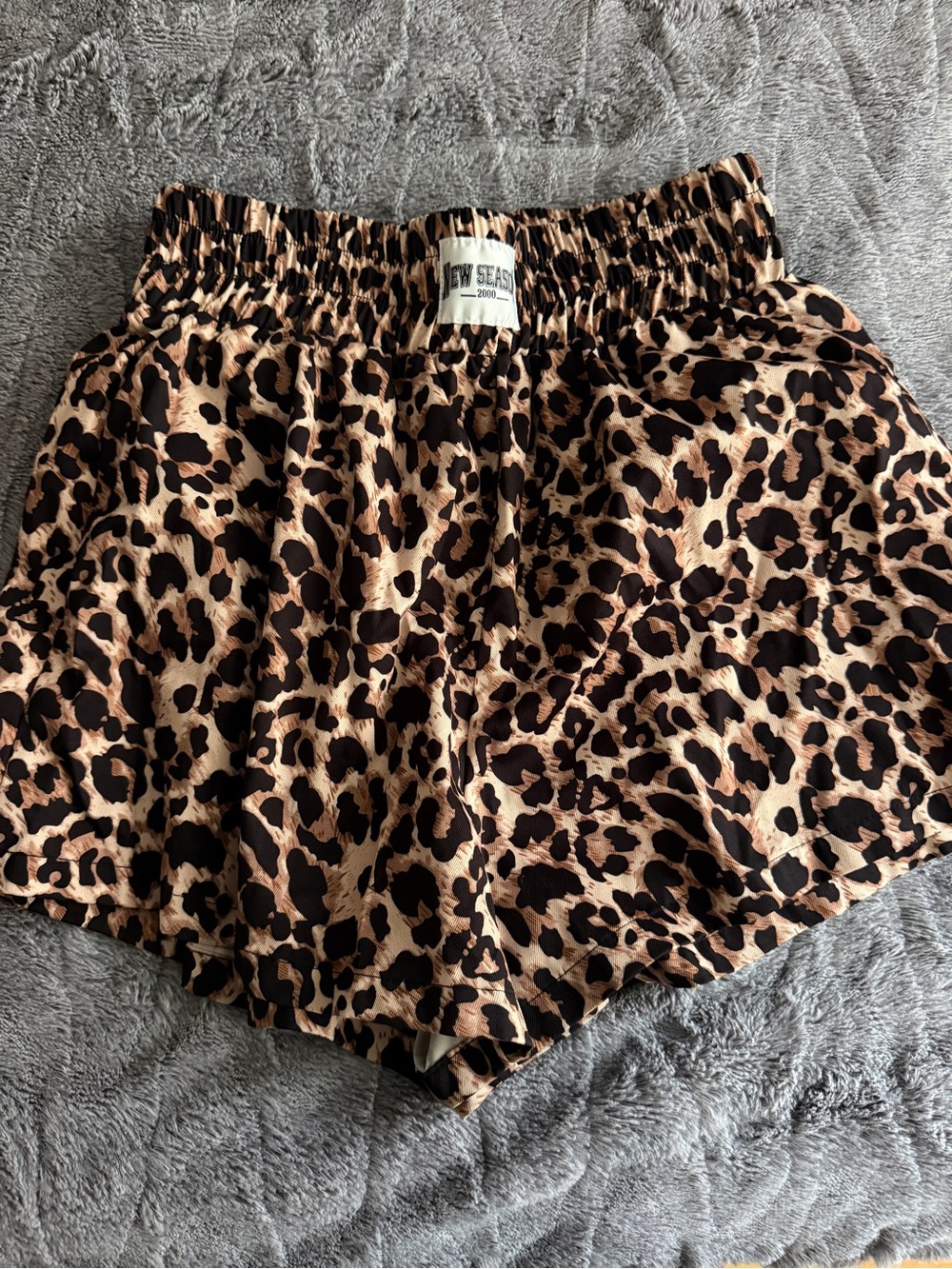 SHEIN Leopard Print Elastic Waist Shorts in Tan and Black